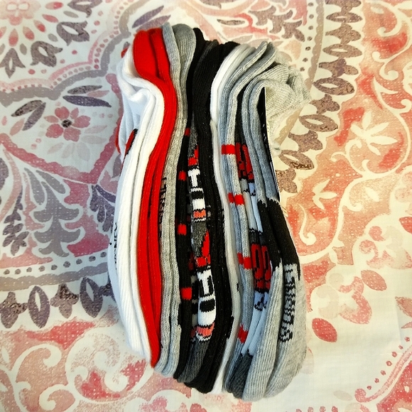 10 Pairs Disney Minnie Mouse Ankle No Show Socks Women's Shoe Size 4-10 Grey Red - Picture 5 of 7